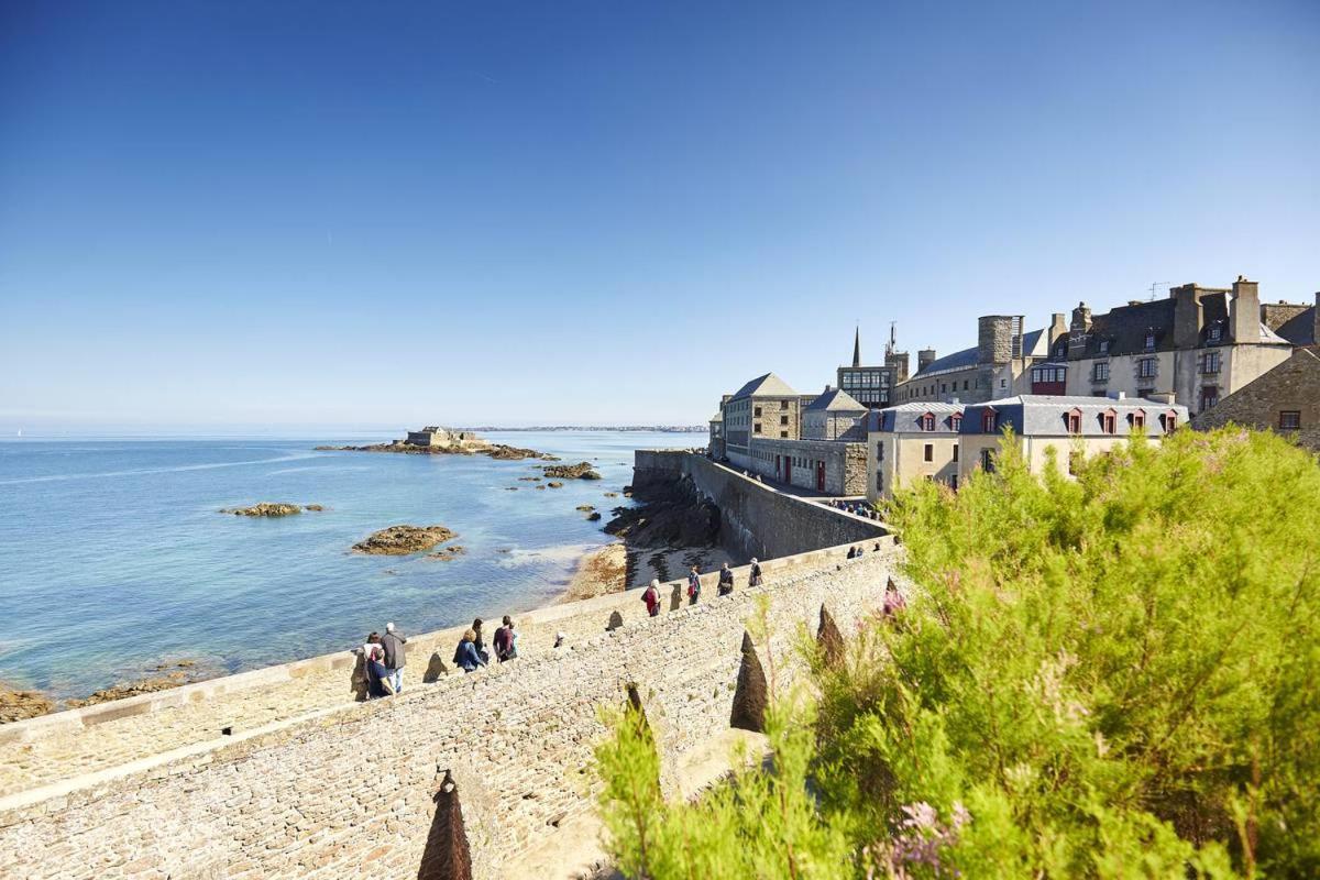 Chambre De La Nonne En Vacances Dol-de-Bretagne Zewnętrze zdjęcie